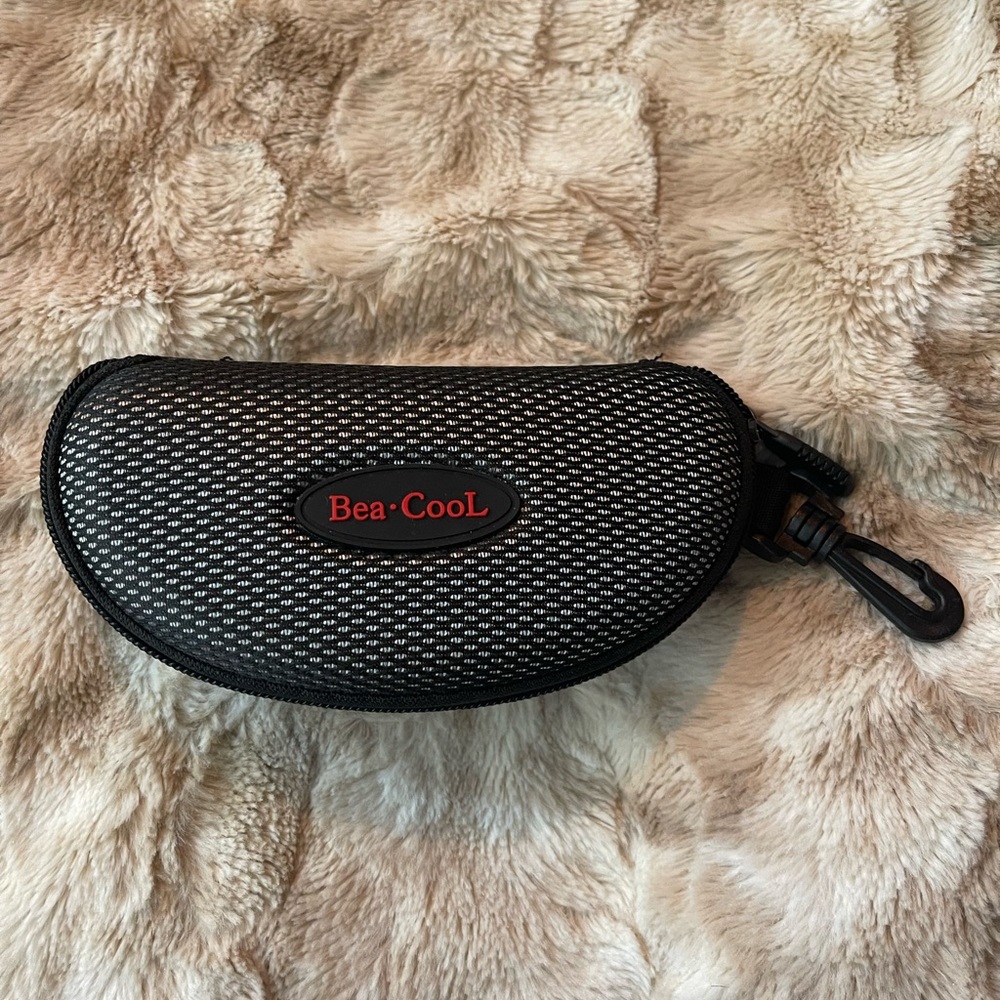 Bra CooL Sunglasses Case